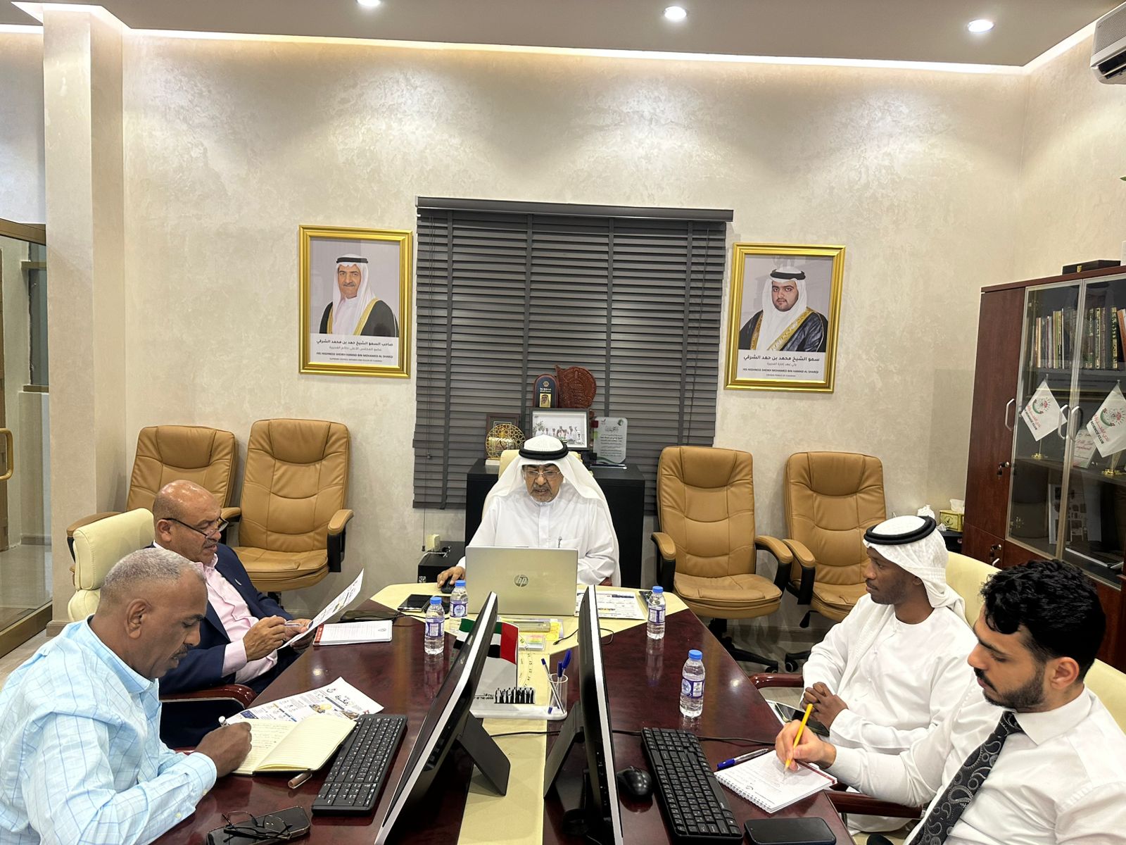*نادي الفجيرة العلمي يطلق مبادرة «فكرة» تزامنًا مع عام الأسرة 2026* في إطار الاحتفاء بـ عام الأسرة 2026، أطلق نادي الفجيرة العلمي مبادرة «فكرة»، وهي مبادرة مجتمعية تهدف إلى ترسيخ ثقافة الابتكار 