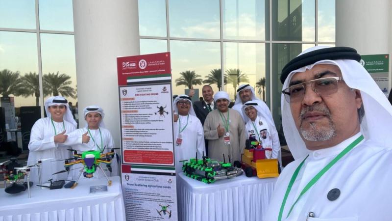نادي الفجيرة العلمي يحصد 7 ميداليات ذهبية في الملتقى العلمي الآسيوي 2022